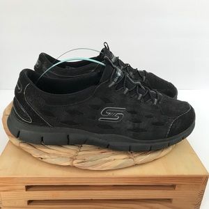 Skechers Gratin Simply Serene Memory Foam Slip On